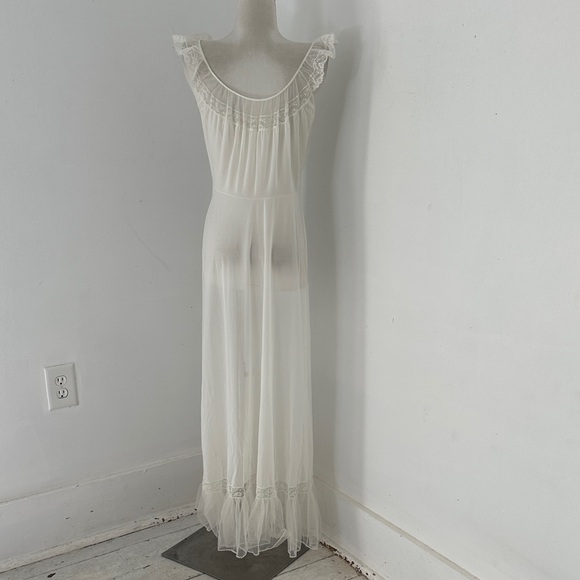 Vintage 50s Vanity Fair Angelic White Ruffle Lace Maxi Nightgown S/M - Picture 2 of 7